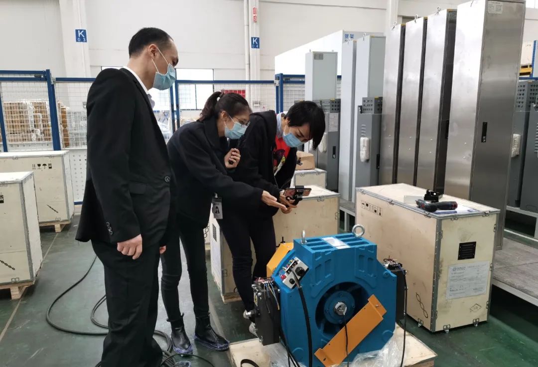 佛山電梯廠家電梯控制柜你了解嗎？最后一個點亮了！果然名不虛傳